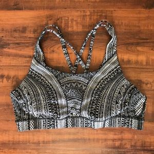 Lululemon sports bra
